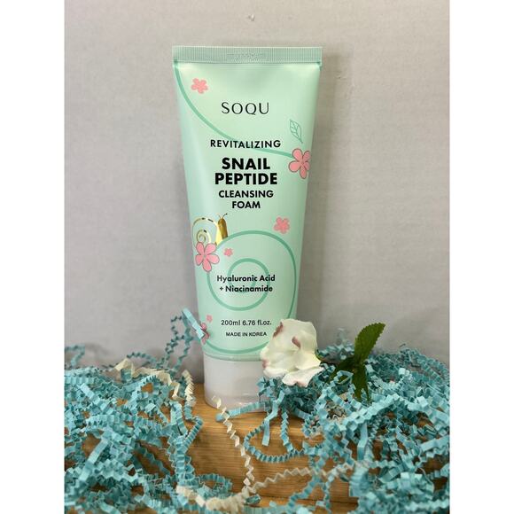 ✨ SOQU Revitalizing Snail Peptide Cleansing Foam – Hydrating & Brightening - Picture 1 of 5